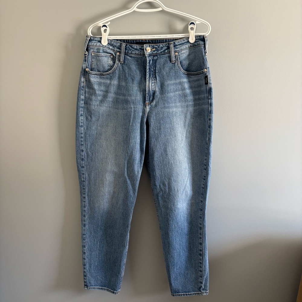 Silver Jeans “Mom Jean” Size 32